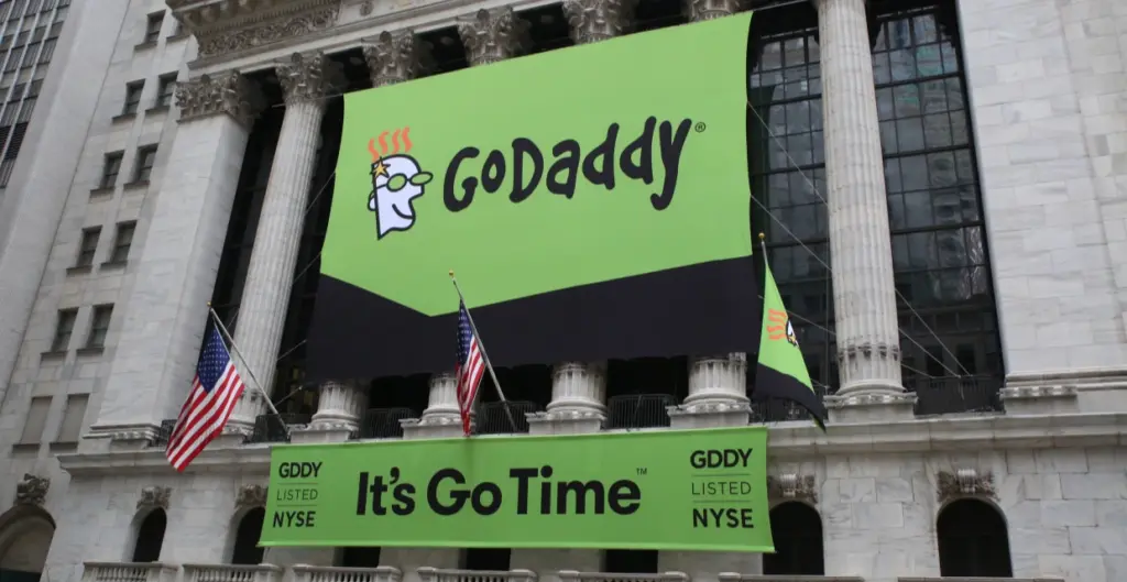 GoDaddy Stock Plummets After Earnings Report and Market Controversies