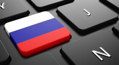Russian Disinformation Campaigns Exploit Domain Registrars and AI to Target Western Audiences
