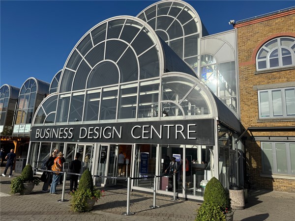 London Domain Summit Elevates to a Global Event, with the 2025 Annual Conference Aiming for a Digital Future