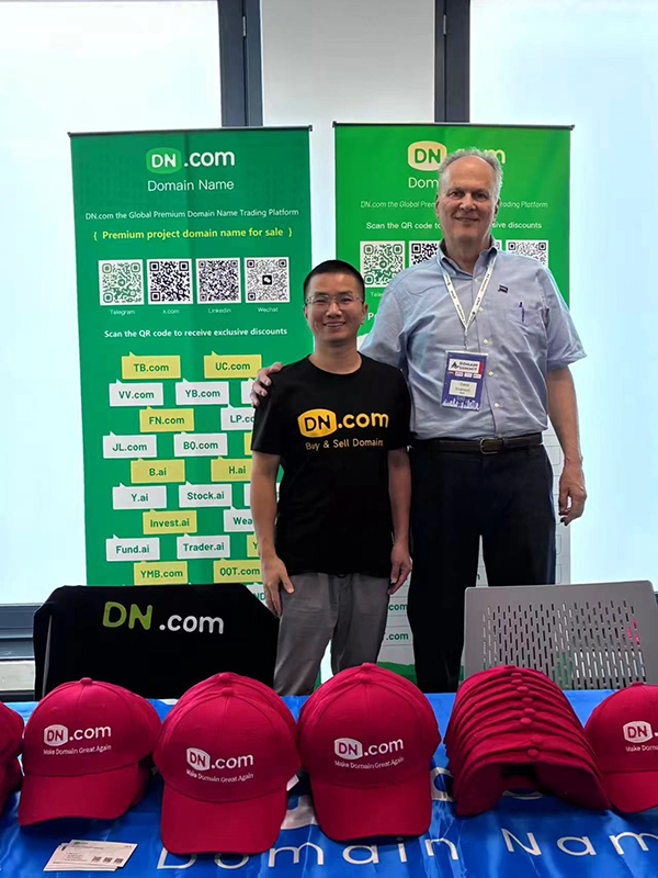 The 30-year-old two-letter domain QW.com has been successfully sold through DN.com