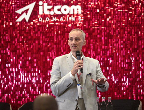 From London to Hong Kong: Domain Summit: Four Years of Brilliance, Opening a New Chapter in Asia